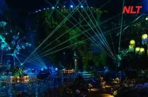 thumbnail-hoa-minh-vao-rung-mua-nhiet-doi-voi-man-nuoc-nghe-thuat-nlt-group