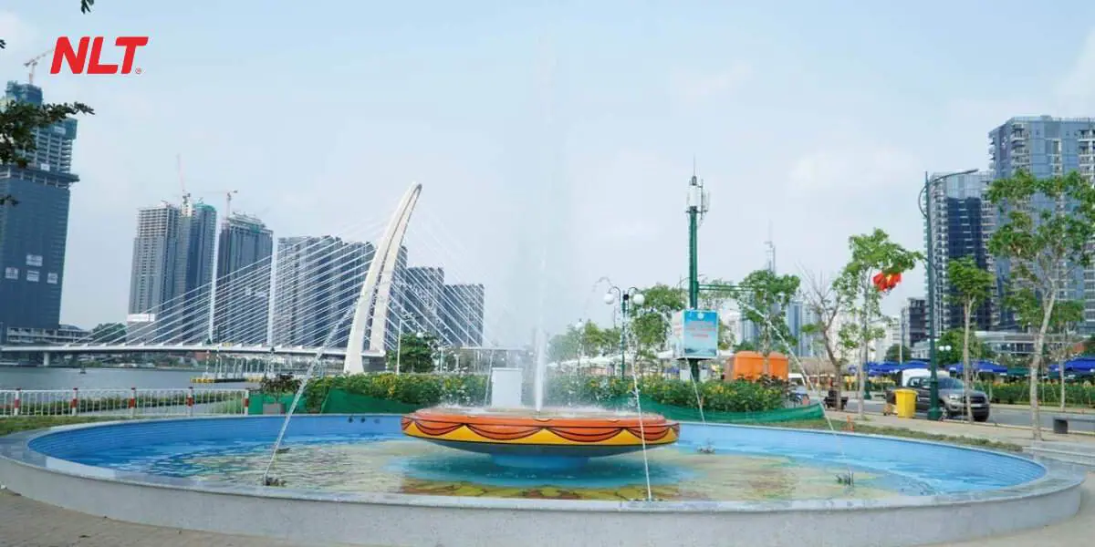 dai-phun-nuoc-nhac-nuoc-nlt-group-tai-cong-vien-ven-song-sai-gon