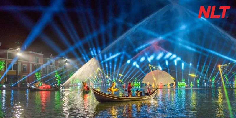 Show diễn “Sắc màu Venice Phú Quốc” tại Grand World