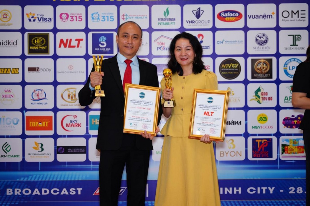 "Giải thưởng không chỉ là vinh dự của riên NLT Group mà còn là niềm tự hào của thế hệ doanh nghiệp Việt đang vươn mình mạnh mẽ" - Chủ tịch Bùi Hữu Phú chia sẽ
