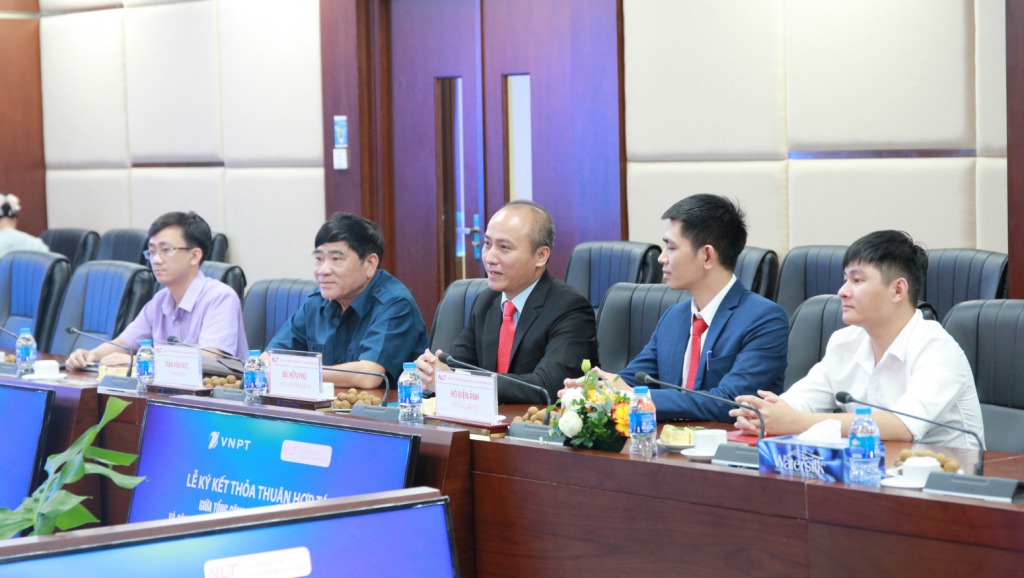NLT Group sở hữu hệ sinh thái công nghệ đa dạng và hiện đại là nền tảng vững chắc để cùng Vinaphone đồng hành trong chặng đường mới.