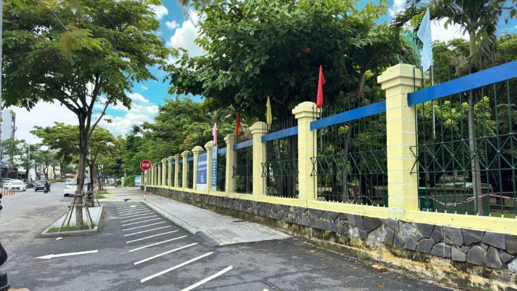 Việc làm của chủ tịch NLT Group thể hiện tinh thần uống nước nhớ nguồn nơi đã cho mình tri thức để có được trái ngọt ngày hôm nay