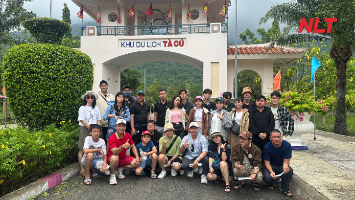 NLT Group đã có một chuyến tham quan tràn đầy năng lượng và tiếng cười tại khu du lịch Tà Cú