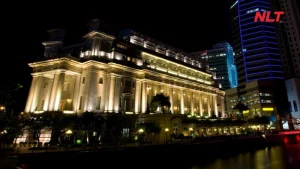 Chiếu sáng mặt dựng tòa nhà bằng đèn LED giúp kiến trúc rõ nét và ấn tượng hơn khi đêm xuống