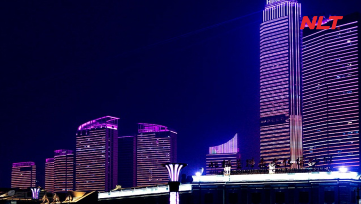 Hệ thống chiếu sáng mặt dựng biến cụm cao ốc thành điểm nhấn rực rỡ trong đô thị về đêm