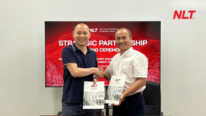 Khoảnh khắc bắt tay hợp tác chiến lược, đánh dấu cột mốc phát triển mới