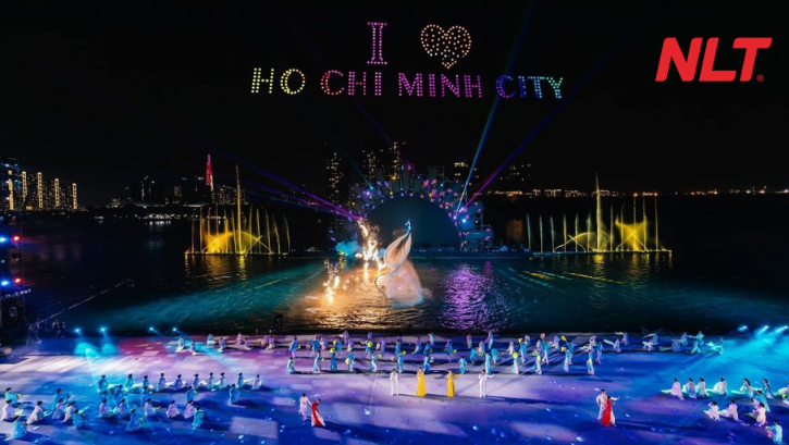 Không gian biểu diễn nước – ánh sáng đồng bộ theo nhạc