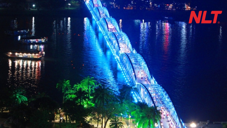 Mỗi cây cầu có điều kiện khai thác và môi trường khác nhau, kéo theo bài toán chi phí vòng đời và giải pháp chiếu sáng tối ưu riêng