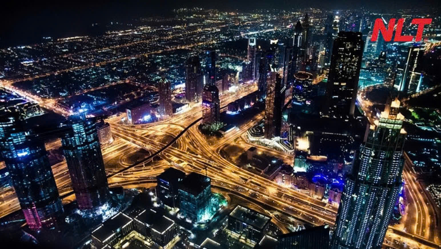 Ánh sáng cảnh quan giữ vai trò trọng yếu trong thẩm mỹ, an ninh và vận hành đô thị ban đêm