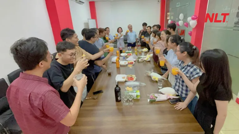 Không khí ấm áp và gắn kết của tập thể NLTers trong ngày 8/3 tại NLT Group