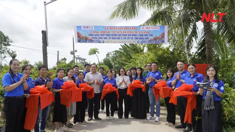 Lễ khánh thành công trình “tuyến đường sen xanh”